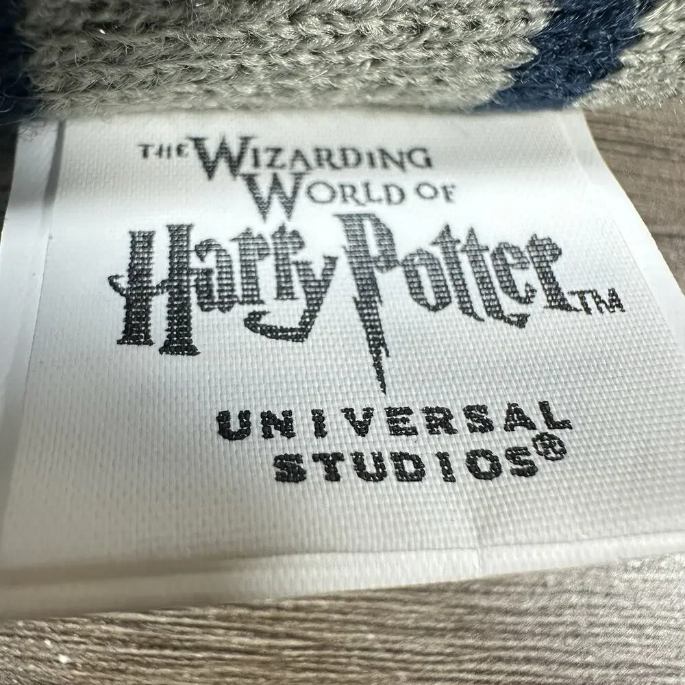 Universal Studios Harry Potter Ravenclaw Reversible Beanie Blue Gray Stripe